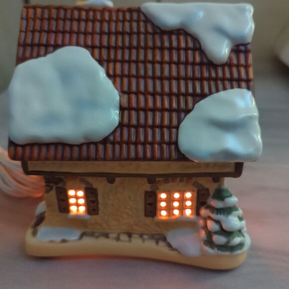 MJ HUMMEL GOEBEL Christmas Hawthorne VILLAGE Bakery W/ Light & COA - Picture 7 of 8